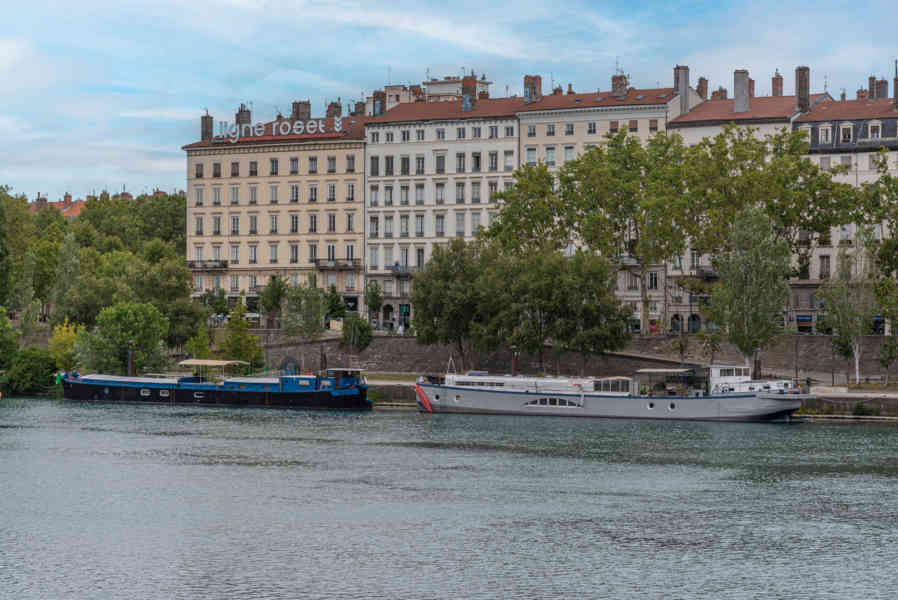 Francia - Lyon 092 - rio Ródano.jpg
